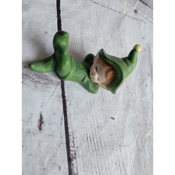 Elf Pixie Green Laying Down Ceramic Figure 3in Christmas Fairy - Picture 2 of 6